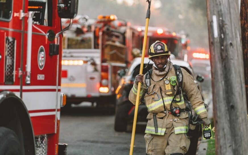 Major Oregon travel corridor closes as wildfire threatens the area